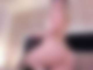 GretaVelvet's Live Sex Cam Show