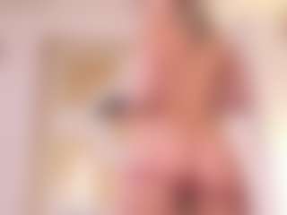GretaVelvet's Live Sex Cam Show
