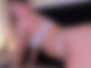 GretaVelvet's Live Sex Cam Show