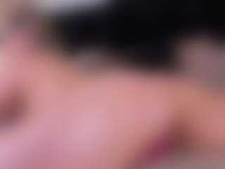 Live cam show with GretaVelvet - Squirt on realtime-chat
