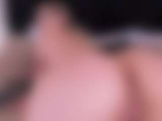 Live cam show with GretaVelvet - Blonde Hair Petite on Chatstar