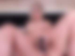 GretaVelvet's Live Sex Cam Show