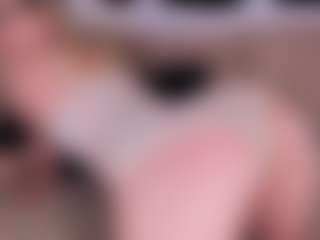 GretaVelvet's Live Sex Cam Show