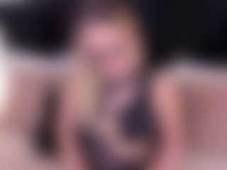 GretaVelvet's Live Sex Cam Show