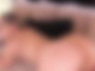 GretaVelvet's Live Sex Cam Show