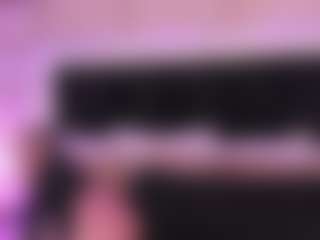 Live cam show with GretaVelvet - Public on Fling VIP Chat