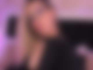 GretaVelvet's Live Sex Cam Show