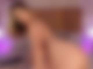 GretaVelvet's Live Sex Cam Show