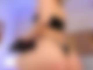 GretaVelvet's Live Sex Cam Show