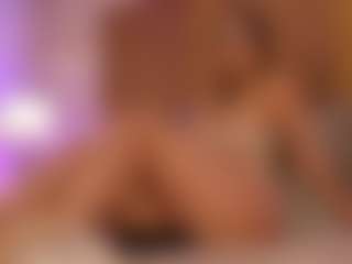 GretaVelvet's Live Sex Cam Show