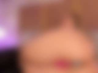 GretaVelvet's Live Sex Cam Show