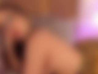 GretaVelvet's Live Sex Cam Show