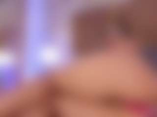 GretaVelvet's Live Sex Cam Show