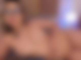 GretaVelvet's Live Sex Cam Show