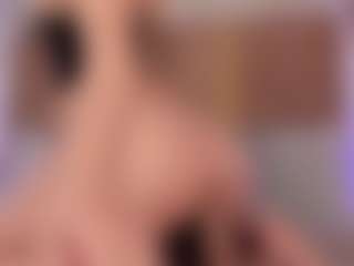 GretaVelvet's Live Sex Cam Show