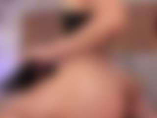 GretaVelvet's Live Sex Cam Show