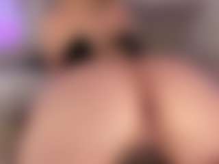 Live cam show with GretaVelvet - Facial on Mixed Magazine Live