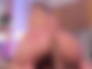 GretaVelvet's Live Sex Cam Show