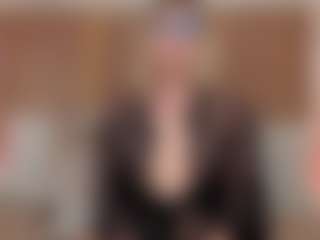 GretaVelvet's Live Sex Cam Show