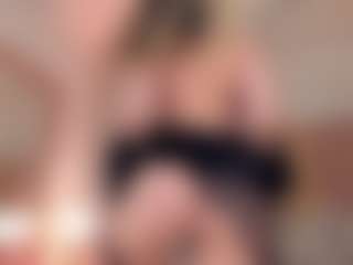 GretaVelvet's Live Sex Cam Show