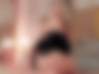 GretaVelvet's Live Sex Cam Show