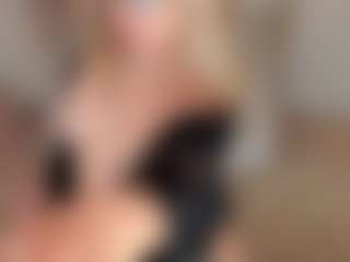 GretaVelvet's Live Sex Cam Show
