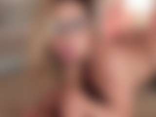 GretaVelvet's Live Sex Cam Show