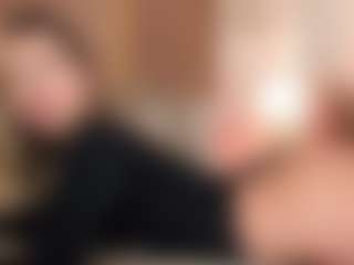 GretaVelvet's Live Sex Cam Show