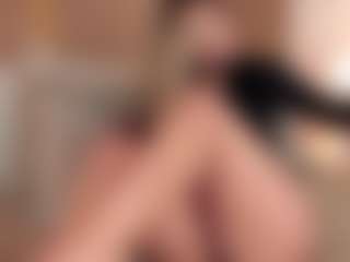 GretaVelvet's Live Sex Cam Show