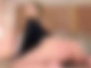 GretaVelvet's Live Sex Cam Show