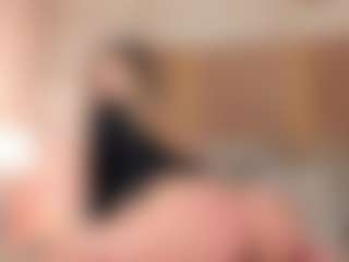 GretaVelvet's Live Sex Cam Show