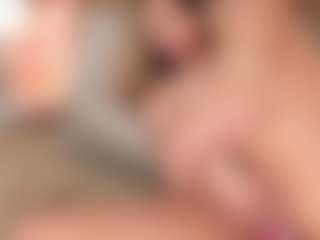 GretaVelvet's Live Sex Cam Show