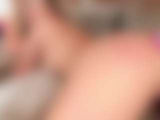 GretaVelvet's Live Sex Cam Show