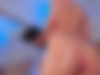 Live cam show with GretaVelvet - Blonde Hair on Camsoda