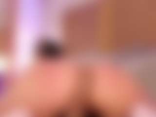GretaVelvet's Live Sex Cam Show