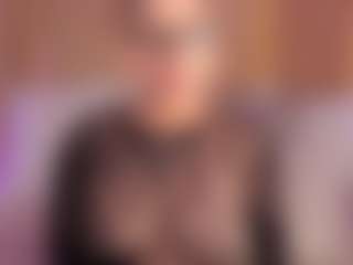 GretaVelvet's Live Sex Cam Show