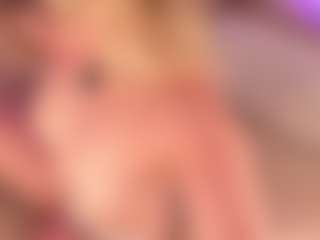 GretaVelvet's Live Sex Cam Show