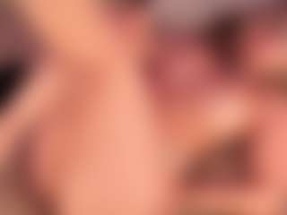 GretaVelvet's Live Sex Cam Show