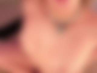 GretaVelvet's Live Sex Cam Show