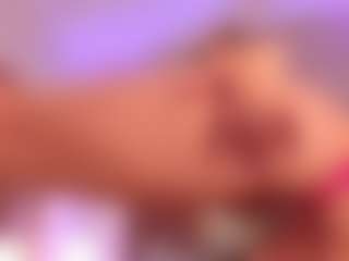 GretaVelvet's Live Sex Cam Show