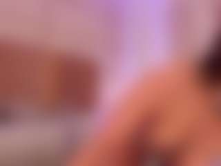 GretaVelvet's Live Sex Cam Show