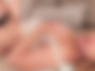 GretaVelvet's Live Sex Cam Show