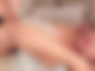 GretaVelvet's Live Sex Cam Show