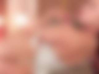 GretaVelvet's Live Sex Cam Show