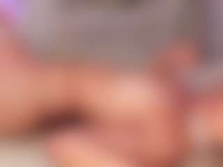 GretaVelvet's Live Sex Cam Show