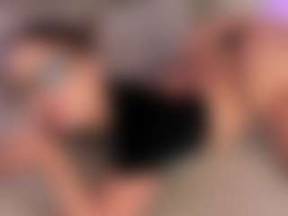 GretaVelvet's Live Sex Cam Show