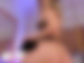 GretaVelvet's Live Sex Cam Show