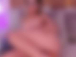 GretaVelvet's Live Sex Cam Show