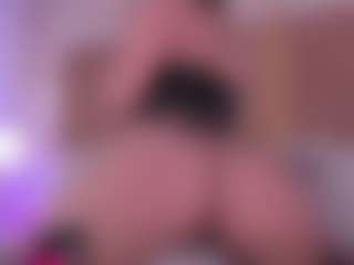 GretaVelvet's Live Sex Cam Show