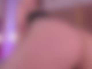 GretaVelvet's Live Sex Cam Show